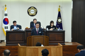 진병영 군수, “사람, 관광, 산업 중심의 지속 가능한 발전”