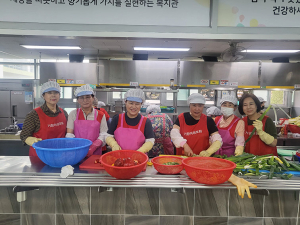 영대가정의학과의원, 거창군 삶의쉼터에 400만원상당 무료급식 후원 거창여성포럼 조리봉사 도맡아 지역사회에 따뜻한 온정 전달 -