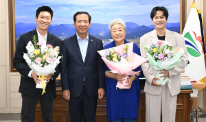 강부자, 진선규, 김성균 거창국제연극제 홍보대사로 위촉