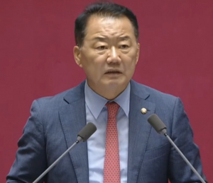 “이제 관용의 정치로 가야 합니다!”