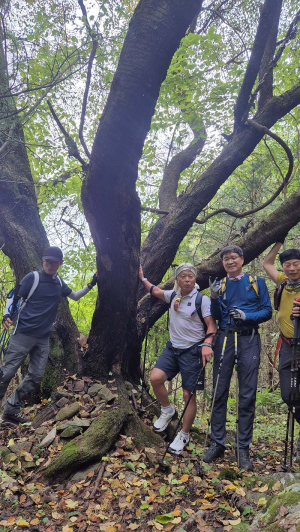 엄홍길 홍보대사와 함께하는 ‘오르GO 함양’ 기백산 산행