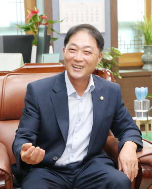 이재운 거창군의회 의장, 경남도의원 출마선언