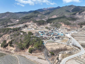 [우리마을 이야기] 황석산 산줄기 품에 자리한 ‘명당’ 마을
