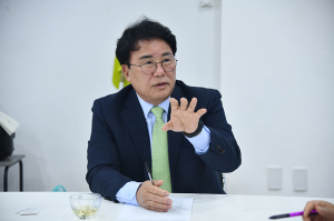 오인태 경남교육감 예비후보 인터뷰