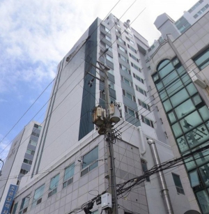 통영 A 아파트, ‘세대별동일’수선비 부과…입주민 반발